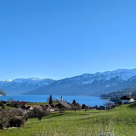 Lakeview Bungalow Faulensee